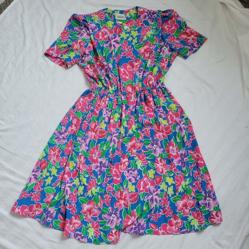 Vintage Classics by Leslie Fay 80s Floral Bright